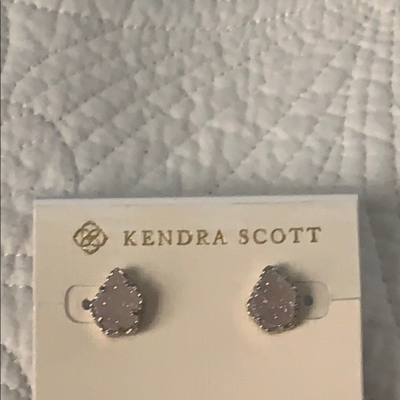 Kendra Scott Jewelry - New Kendra Scott Stud earings